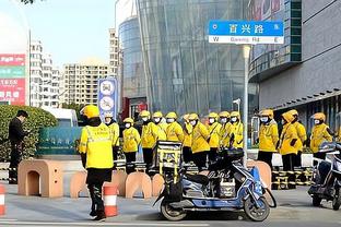 今日开拓者的首发五人都是新秀 历史第二次